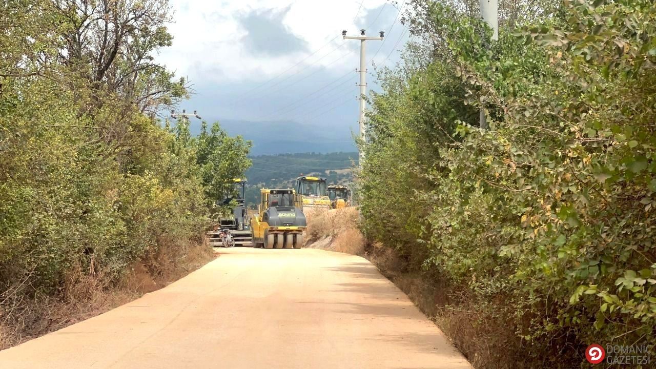 Muratlı köyünde asfalt çalışması başladı