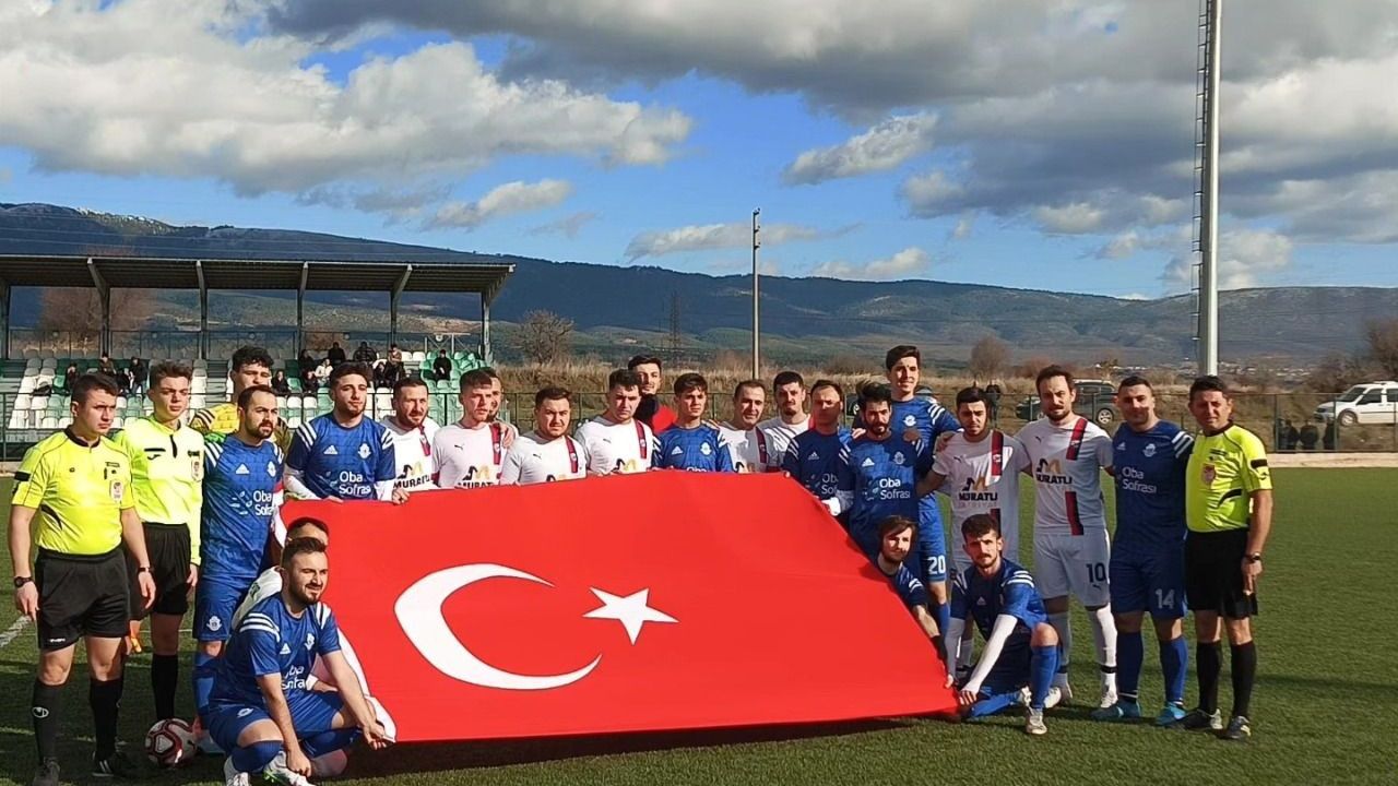 Domaniç’te Haymeanaspor ve Muratlıspor, Türk Bayrağıyla kenetlendi