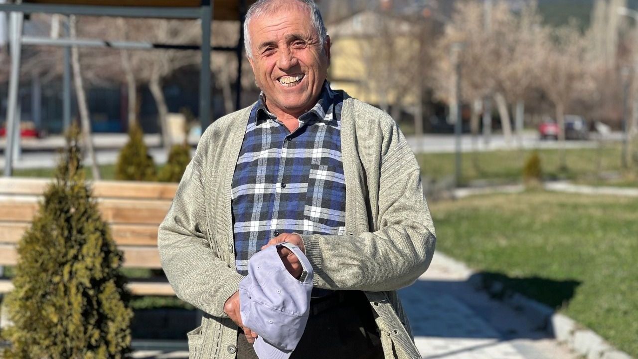 Emekli fırıncı Samsı, 17 yıldır aralıksız yürüyor!