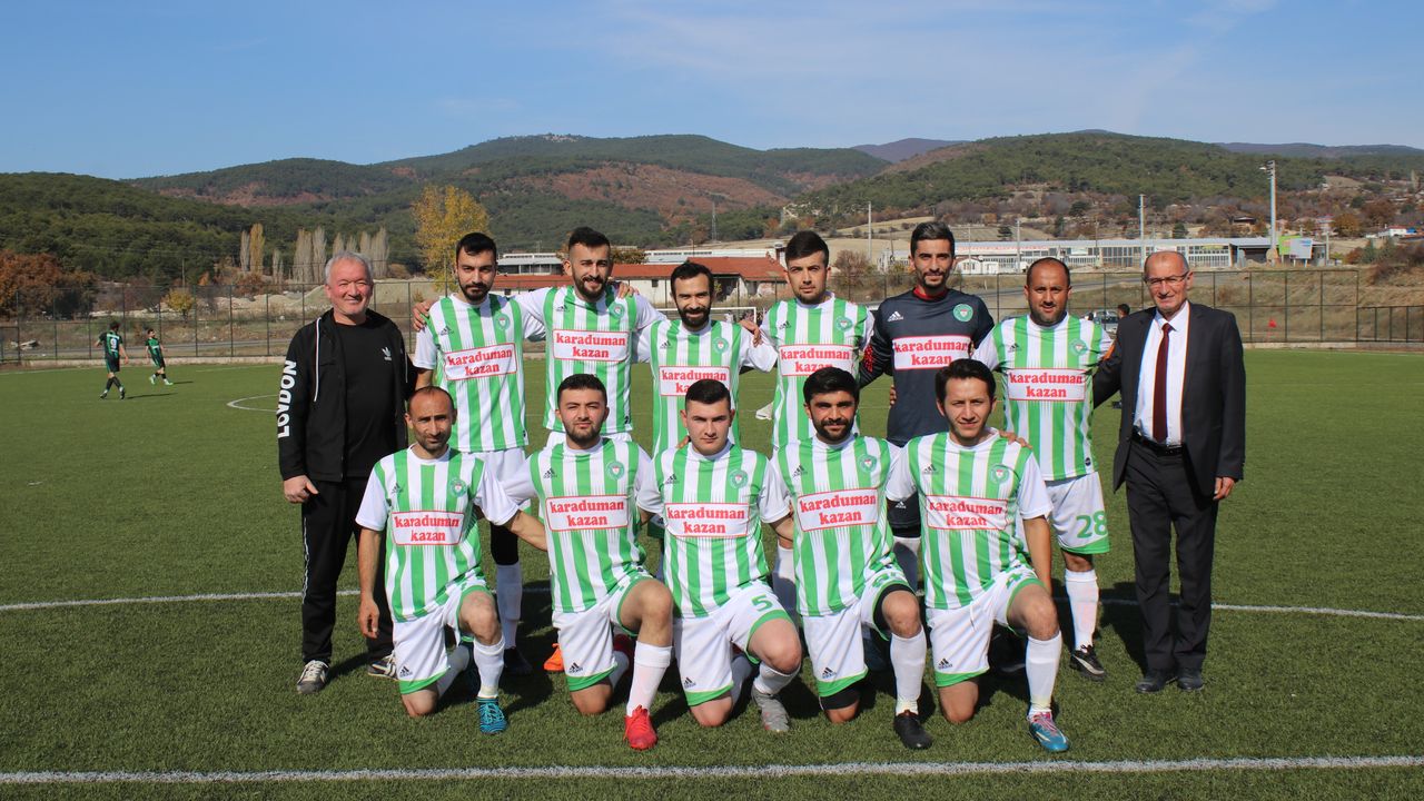 Domaniçspor Karaköyspor’u 4-0 yendi
