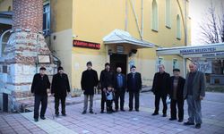 Cami cemaati tuvalet binasından rahatsız