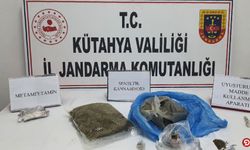 Jandarma uyuşturucu satıcılarını yakaladı