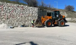 Domaniçte Tehlike Saçan İstinat Duvarında Onarım Başladı!