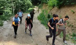 Safa’dan Üçtepeler’e 16 Kilometrelik Doğa Yürüyüşü
