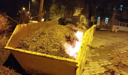 Domaniç’te 1 Haftada 3 Konteyner Yangını Meydana Geldi