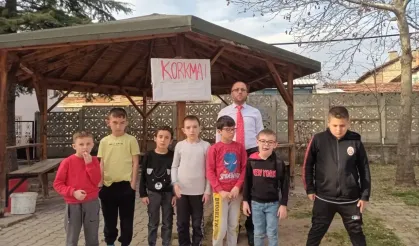 Domaniç Çukurca’da Kur’an Kursu Öğrencileri ‘Korkma!’ Dedi