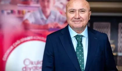 Domaniçli Prof. Dr. Şükrü Hatun’a Tıp Bilim ve Hizmet Ödülü