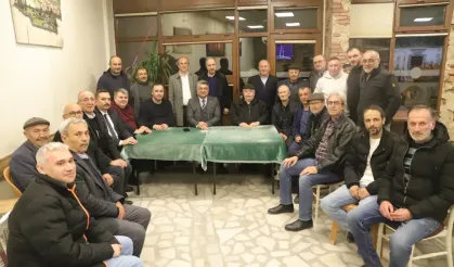 Domaniç’te Akademi Kıraathaneye Taşındı; Hayat Üniversitesi’nin İlk Dersini Verdi