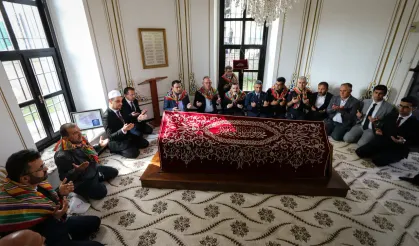 Türk Kadınının Simgesi 'Hayme Ana' Kabri Başında Anıldı