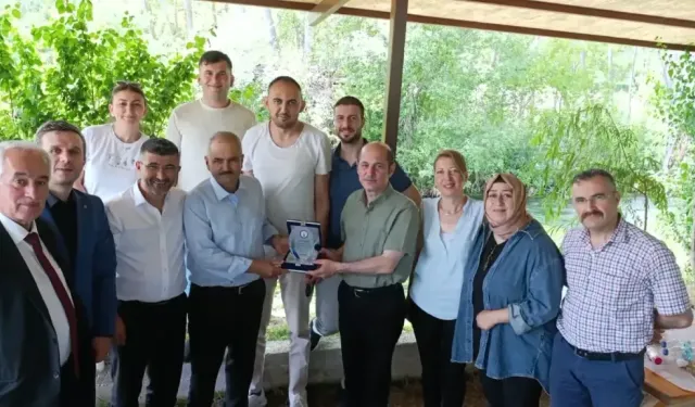 31 Yılın Ardından Emekliye Ayrılan Ali Gezer'e Duygu Dolu Veda