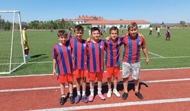 Domaniç Altınordu Futbol Okulunda 5 Oyuncu Turnuvaya Katıldı