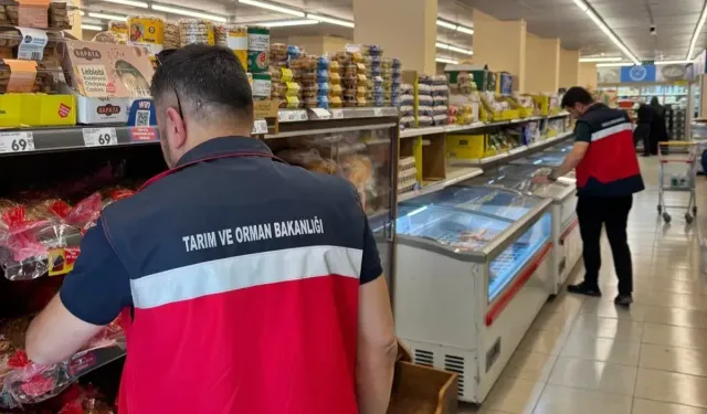 Domaniç’te Restoran ve Marketlere Gıda Denetimi