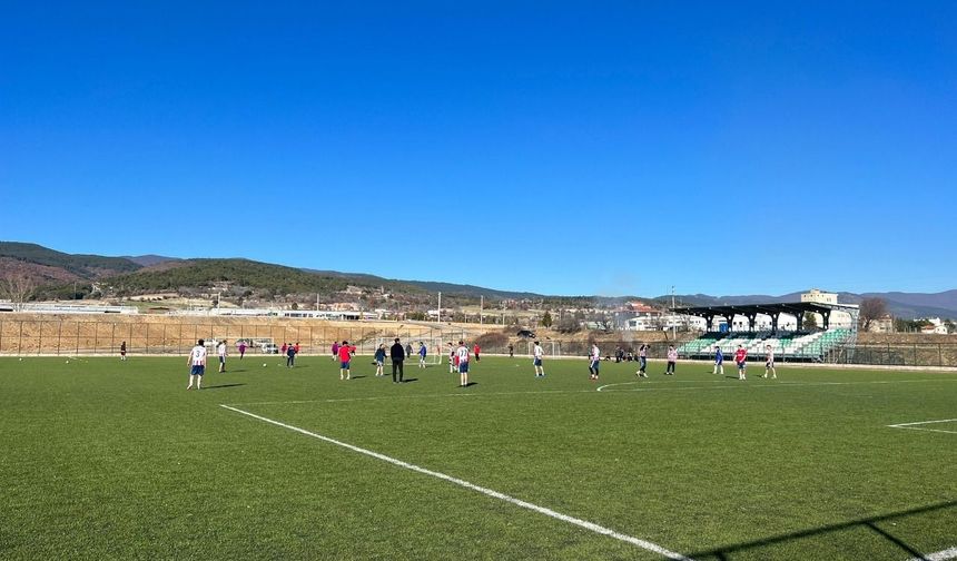 Domaniç’te amatör futbol tutkunları için heyecan başlıyor