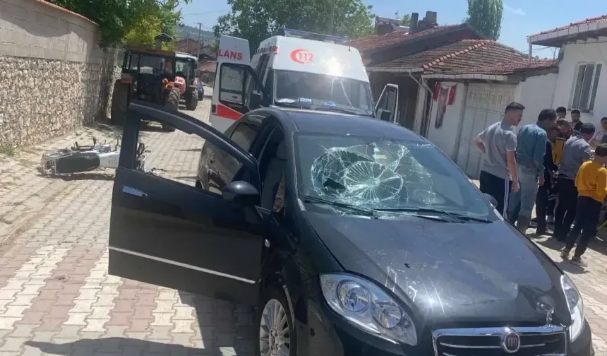 Domaniç'te trafik kazası: Motosiklet sürücüsü yaralandı