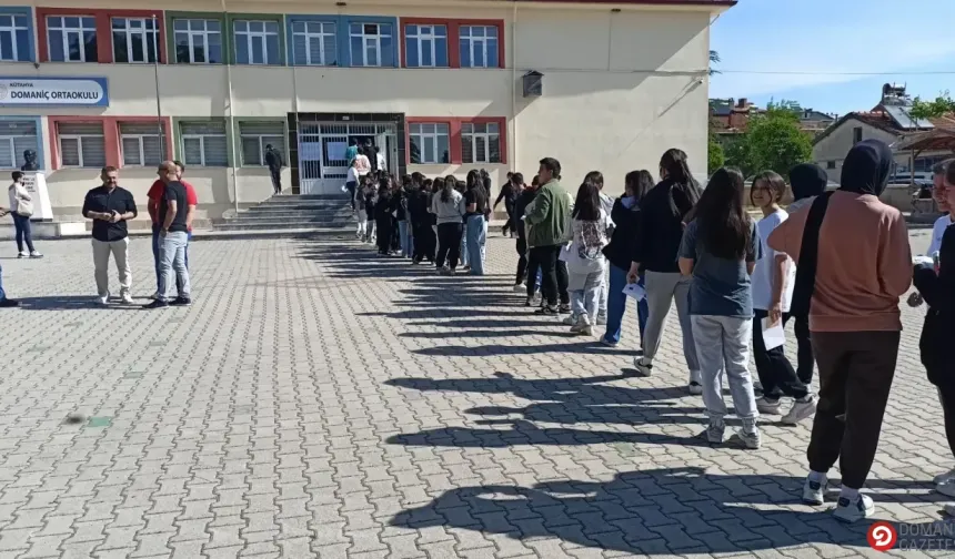 Domaniç’te 117 Öğrenci LGS Sınavına Girdi