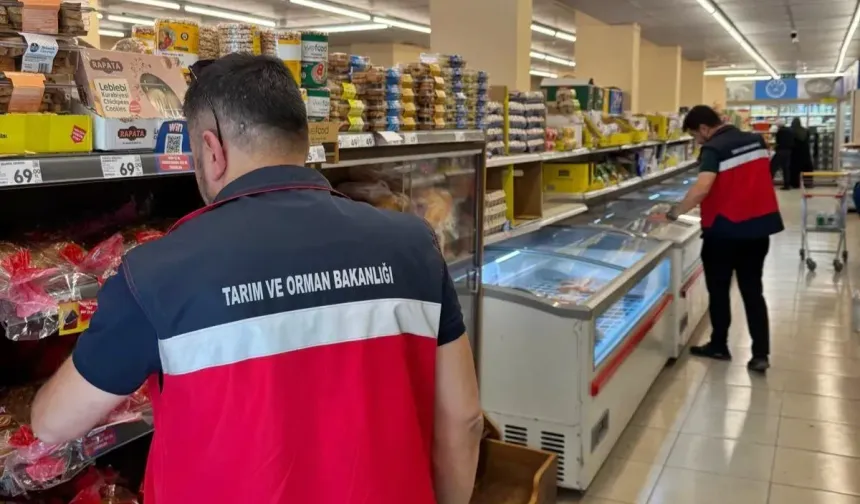 Domaniç’te Restoran ve Marketlere Gıda Denetimi