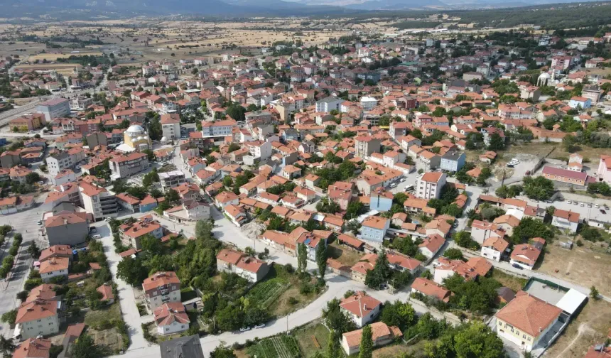 Domaniç’te Kiralık Ev Sıkıntısı Göçü Tavşanlı’ya Yönlendiriyor