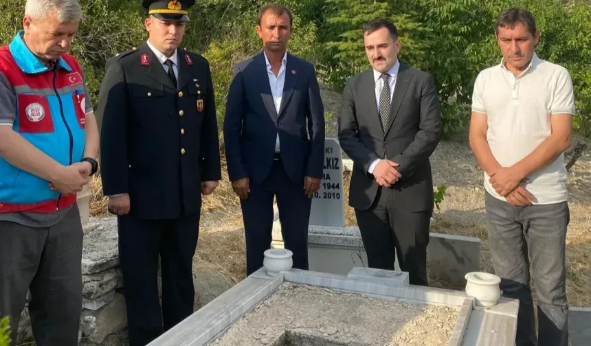 Domaniç’te Şehitler Dualarla Anıldı