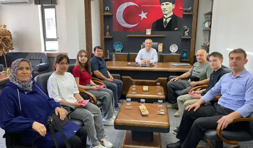 Domaniç’te LGS Gururu! Başarılı Öğrenciler Ödüllendirildi