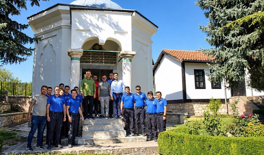 Domaniç Açık Ceza İnfaz Kurumundan Hayme Ana’ya ziyaret